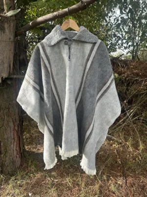 Ruana Cuello Camisero