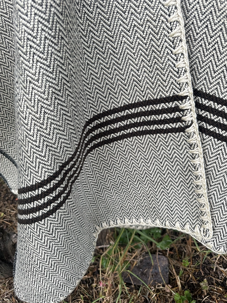 Ruana Colores<br> Abierta Rayas Gris 2 Ruana Abierta Colores