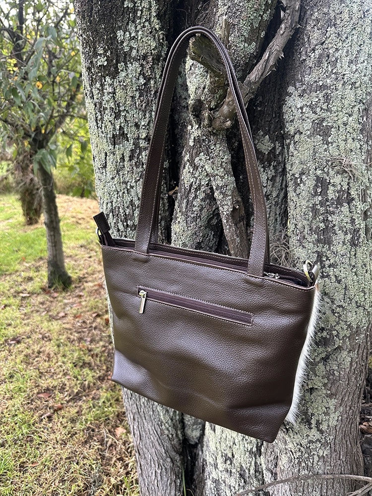Bolsa Pelo<br> de Vaca Café 5 Bolsa Pelo<br> de Vaca Café - Imagen 5