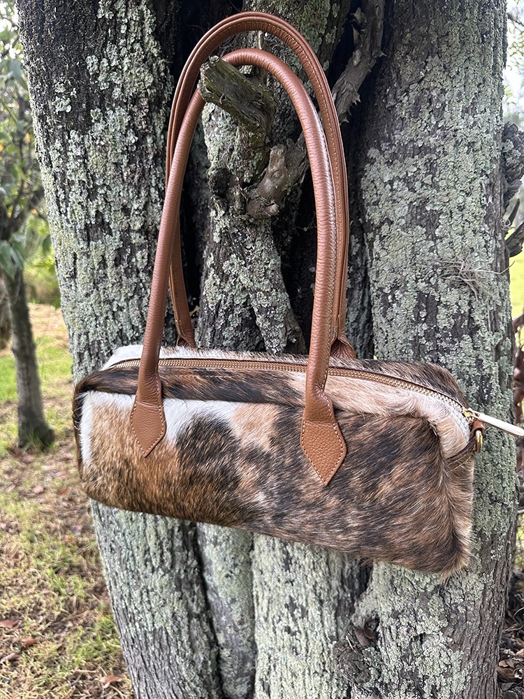Bolso Neceser<br> Vaquita Miel 2 Bolso Neceser<br> Vaquita Miel - Imagen 2